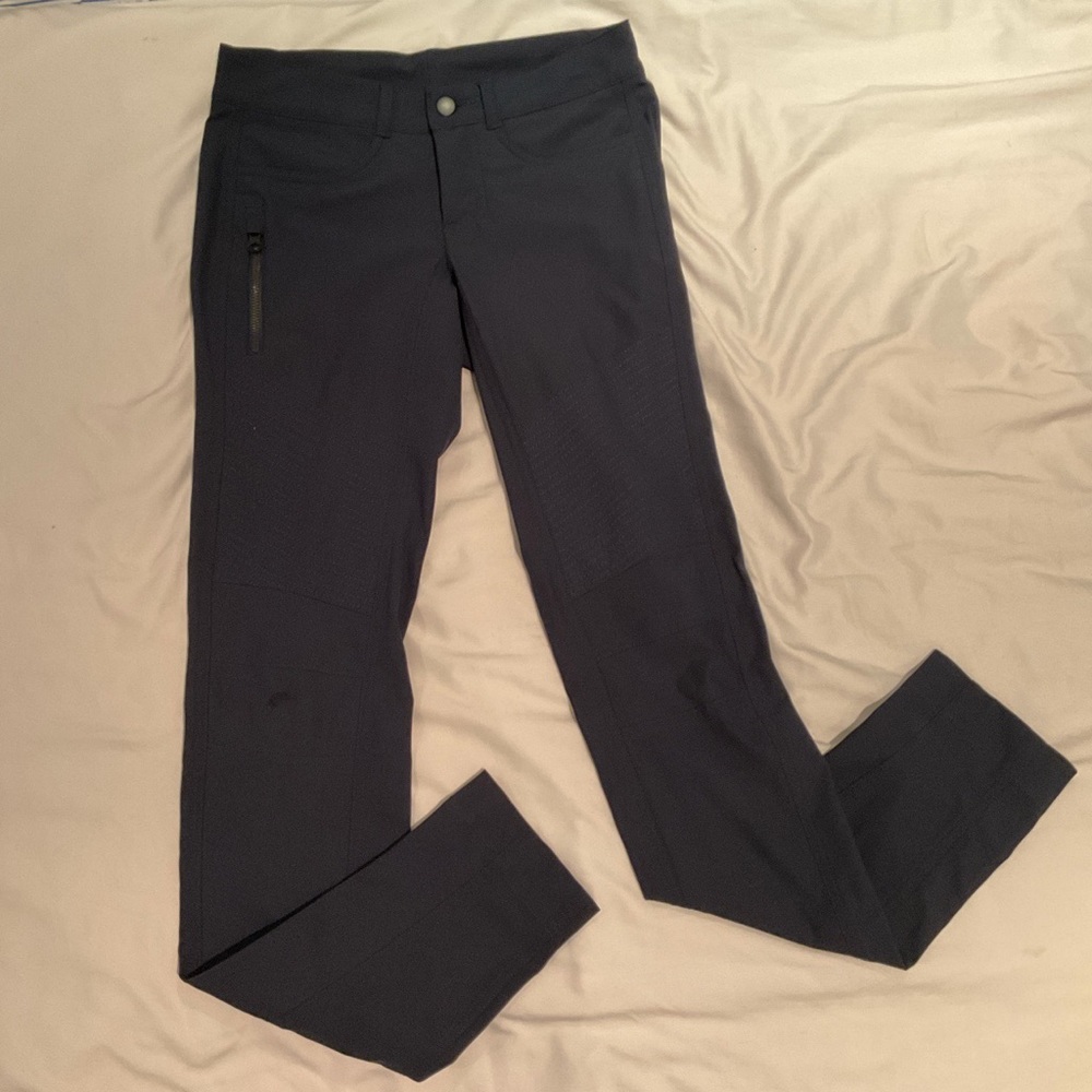 Lululemon training pants